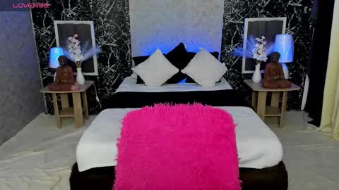 Claire online show from September 19, 8:27 am