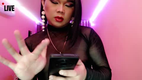 Queen Mireska online show from December 20, 8:55 pm