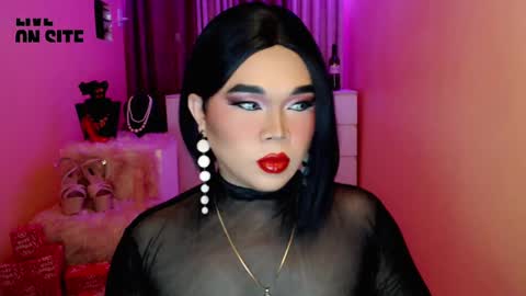 Queen Mireska online show from December 22, 4:17 pm