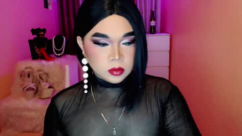 Queen Mireska online show from January 2, 11:09 am