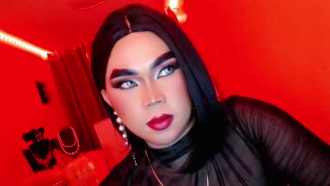 Queen Mireska online show from March 3, 6:33 pm