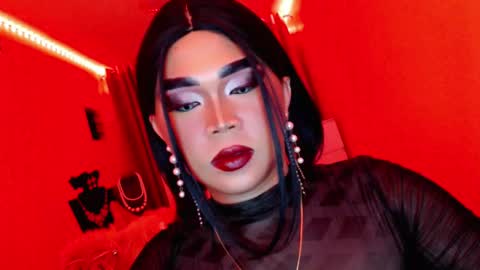 Queen Mireska online show from March 6, 4:07 pm