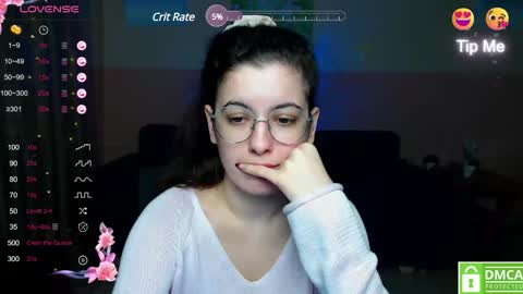 Amina online show from February 3, 9:30 am