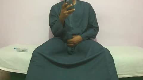 Amir online show from October 5, 7:34 pm