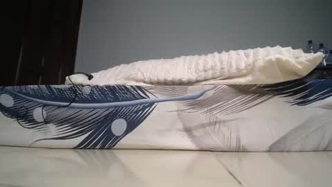 Snapshot of amira9120 chatting on October 26, 6:19 am amira9120 online show from October 26, 6:19 am