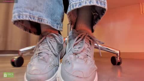 Amelia online show from October 15, 4:23 am