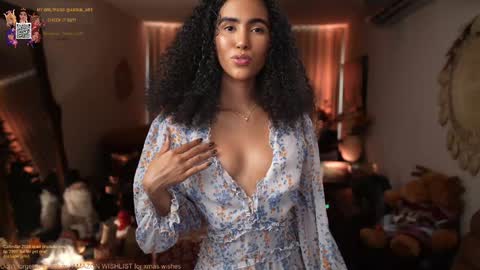 Snapshot of amnie_ chatting on December 5, 7:17 pm RETURN 30TH 100 explicit on online show from December 5, 7:17 pm