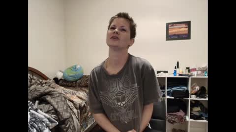 Snapshot of amoramystic chatting on September 16, 2:56 am Amora Mystic online show from September 16, 2:56 am