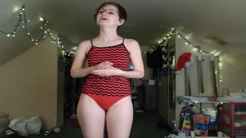 Snapshot of amoramystic chatting on November 28, 5:21 am Amora Mystic online show from November 28, 5:21 am