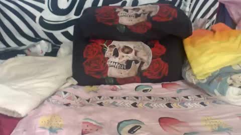 Amuy online show from October 29, 6:15 am