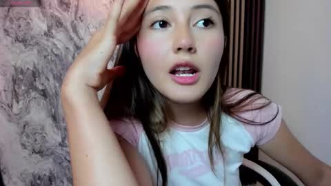 Amy online show from November 18, 8:24 pm