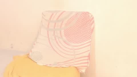 Snapshot of amy_isabella chatting on March 8, 3:45 pm amy online show from March 8, 3:45 pm