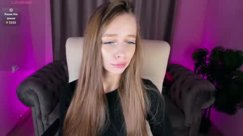 Amy online show from October 1, 6:14 pm