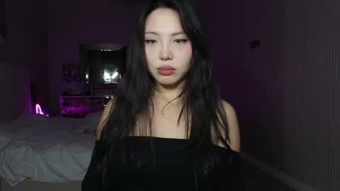 Snapshot of amyalwayshere chatting on October 11, 6:39 pm girl next door named Amy online show from October 11, 6:39 pm