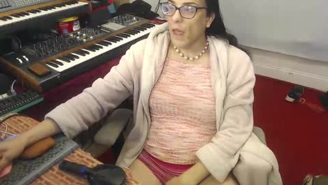 Trashely Gimpson online show from September 12, 9:09 am