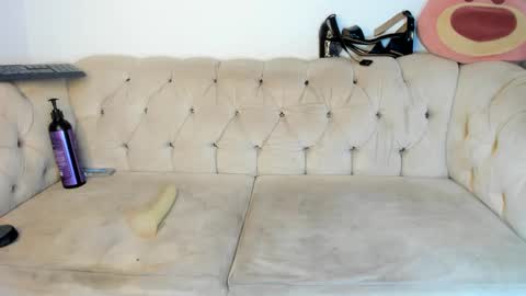 Amy Kamila online show from January 9, 7:10 am