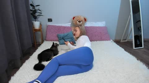 Snapshot of amymilson chatting on December 13, 5:43 pm amymilson online show from December 13, 5:43 pm