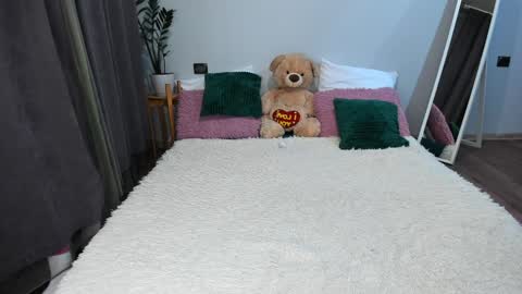 Snapshot of amymilson chatting on January 28, 4:08 pm amymilson online show from January 28, 4:08 pm