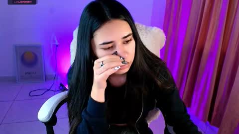 Amy ... Nice to meet u   thumb up me please its important online show from October 25, 4:53 am