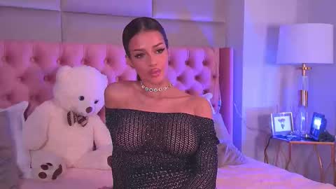 Amyra online show from October 3, 3:58 am