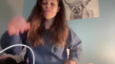 Snapshot of amysmilez chatting on December 10, 3:22 pm Amy Smilez online show from December 10, 3:22 pm