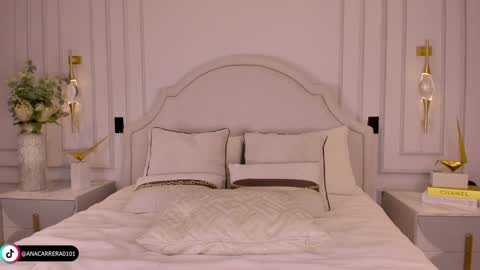 Ana Carrera  online show from October 10, 10:53 pm