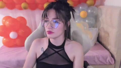 Snapshot of ana_ruuh chatting on February 24, 7:30 pm Im anna but you can call me as you want online show from February 24, 7:30 pm