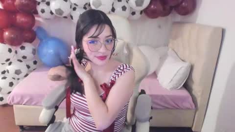 Snapshot of ana_ruuh chatting on September 10, 7:47 pm Im anna but you can call me as you want online show from September 10, 7:47 pm