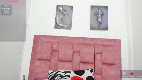 Ana online show from February 25, 10:18 pm