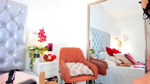 anaa_bellaa online show from January 25, 12:26 pm