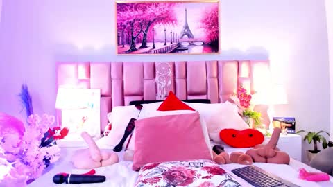 anaa_bellaa online show from November 13, 12:15 pm