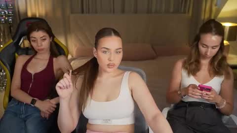 Sweet girls online show from October 7, 11:07 am