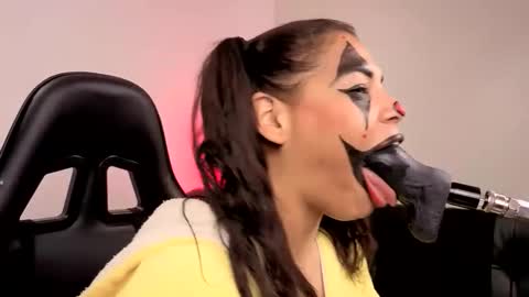 anabel alice gandara  online show from October 2, 10:44 am