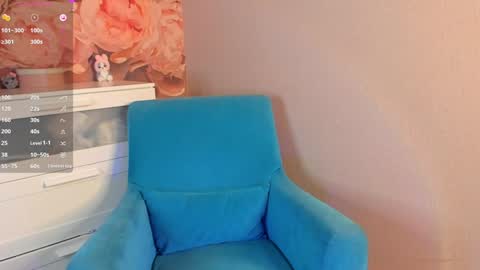 Deya online show from December 8, 11:51 pm