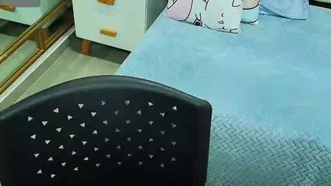 Anahi  online show from February 9, 7:41 pm