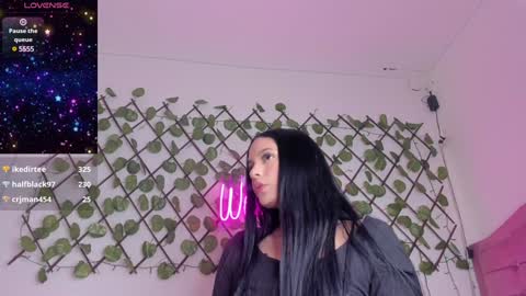 Snapshot of anais_as chatting on December 22, 3:44 am Anais online show from December 22, 3:44 am