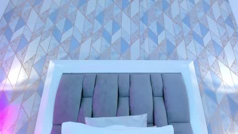   online show from February 22, 6:50 am