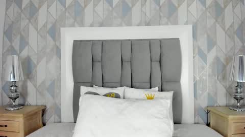   online show from November 11, 11:32 am