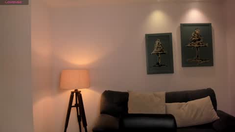 Snapshot of anaisnin1 chatting on January 26, 11:50 am Anais Nin online show from January 26, 11:50 am