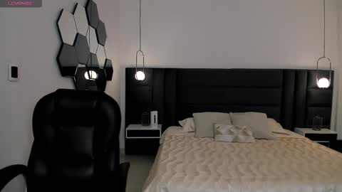 Snapshot of anaisnin1 chatting on September 17, 3:08 am Anais Nin online show from September 17, 3:08 am