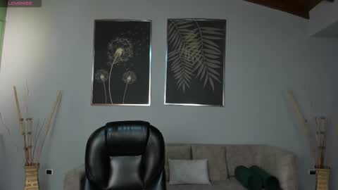 Snapshot of anaisnin1 chatting on November 21, 2:54 am Anais Nin online show from November 21, 2:54 am