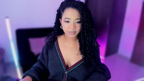      help me to get 100 thumps up  online show from December 16, 10:56 pm