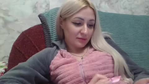 Snapshot of analqueen2024 chatting on January 17, 1:56 pm analqueen2024 online show from January 17, 1:56 pm