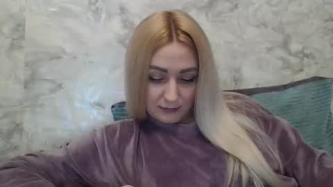 Snapshot of analqueen2024 chatting on December 3, 1:42 pm analqueen2024 online show from December 3, 1:42 pm