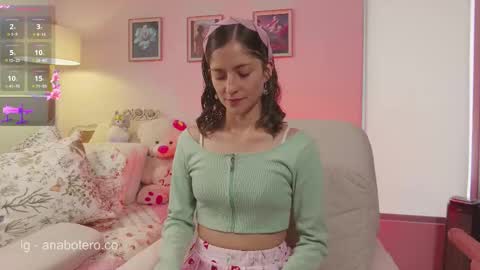 Ana Mara Botero online show from October 16, 7:37 pm