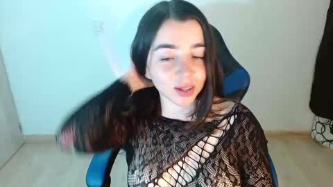 ana 3 online show from March 10, 10:45 pm