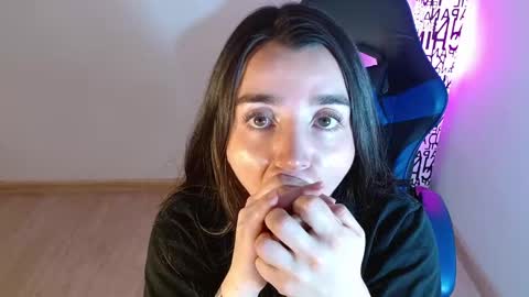 ana 3 online show from October 2, 1:12 am