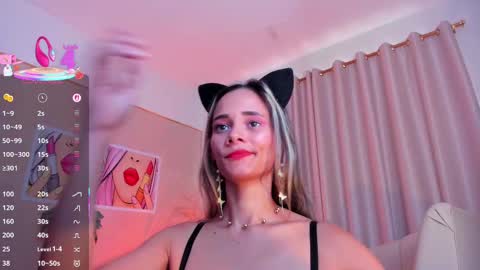 Ana online show from March 5, 8:32 pm