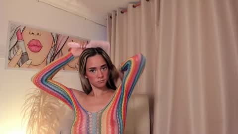 Ana online show from November 20, 7:46 pm