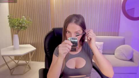 A N A S T A S I A  online show from February 17, 11:55 am